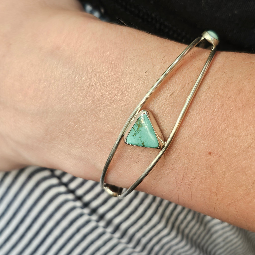 Sterling Silver Cuff Bracelet – Three Stones – 5 Inches