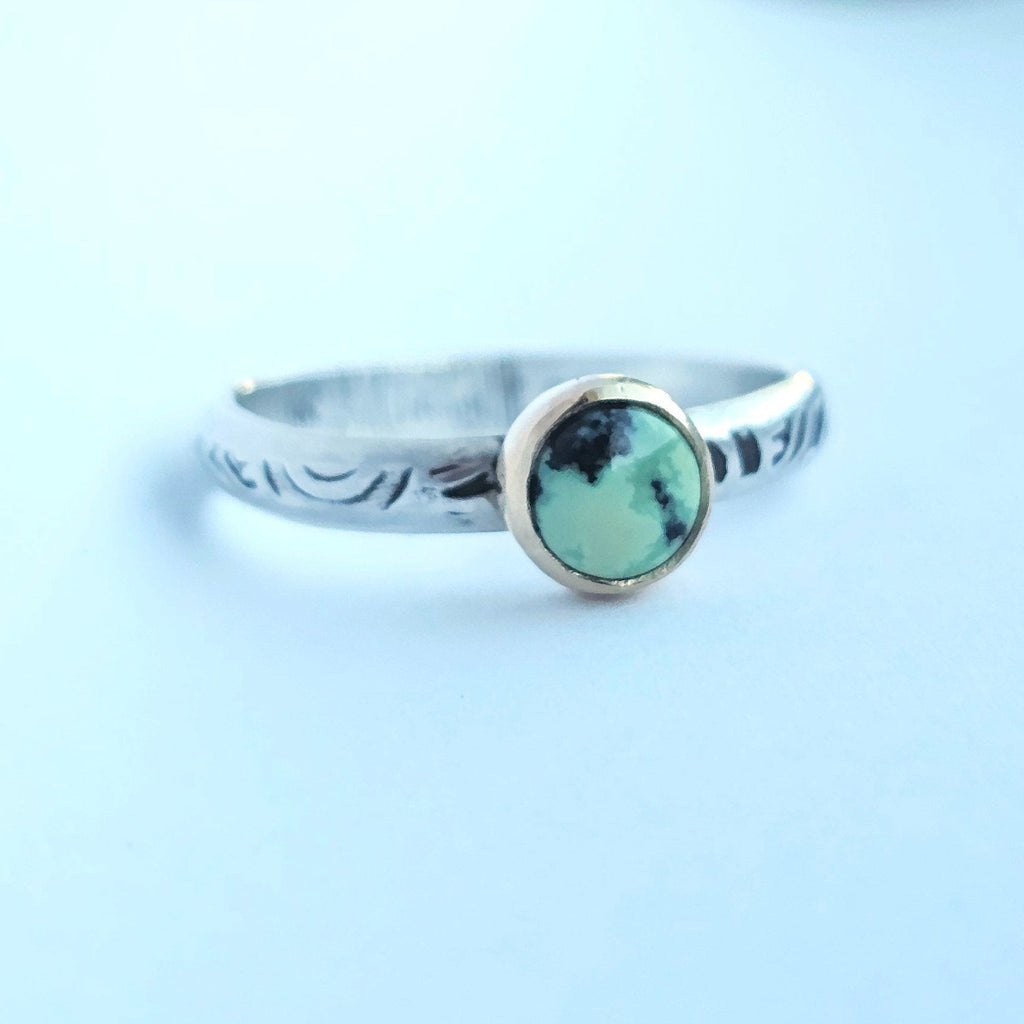 Size 8 US || 14k Bezel + Sterling Silver Band