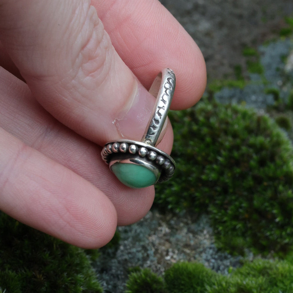 Size 7.5 // Top grade Natural Lucin Variscite Ring with Textured Sterling Silver Band