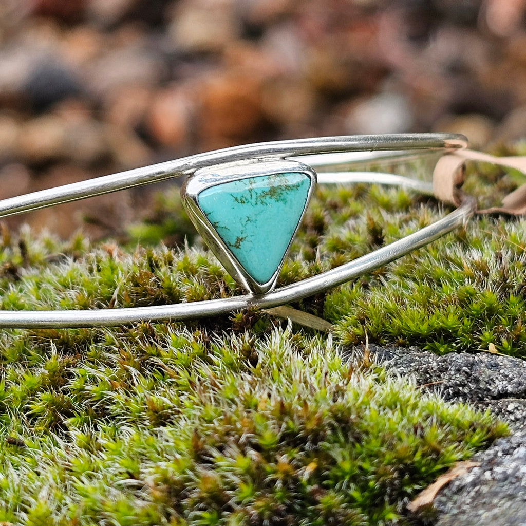 Sterling Silver Cuff Bracelet – Three Stones – 5 Inches