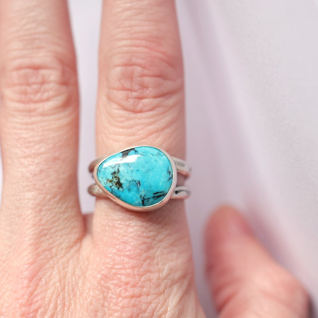 Turquoise Sterling Silver Ring – Stamped Double Band – Size 9.5