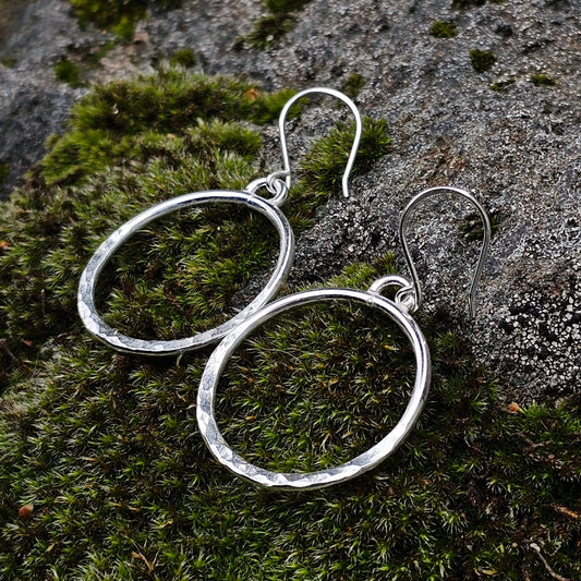 Half Hammered Every Day Hoops - Simply Sterling