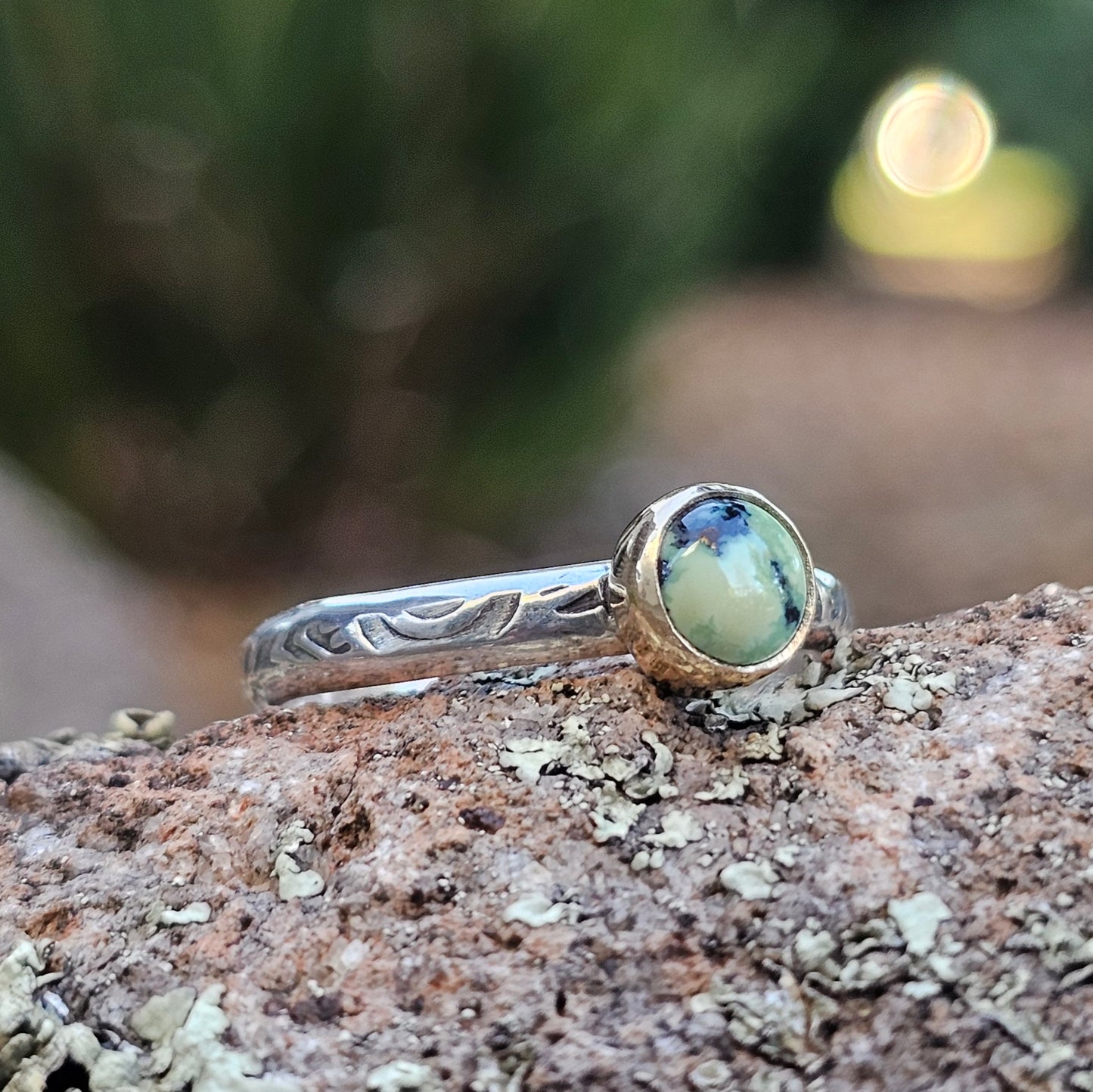 Size 8 US || 14k Bezel + Turquoise + Sterling Silver Band