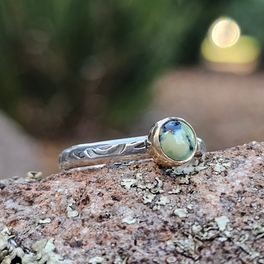 Size 8 US || 14k Bezel + Turquoise + Sterling Silver Band