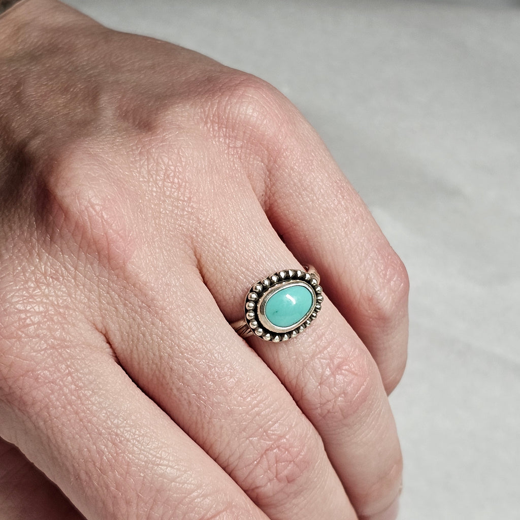 Size 6.5 // Sterling Silver Textured Band with Turquoise Stone
