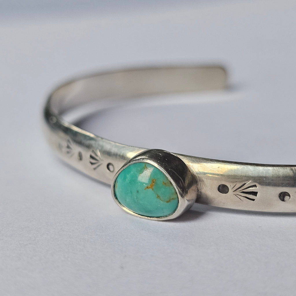 ~6" Sterling Silver Cuff with Kingman Turquoise – Stamped Band, Freeform Cabochon