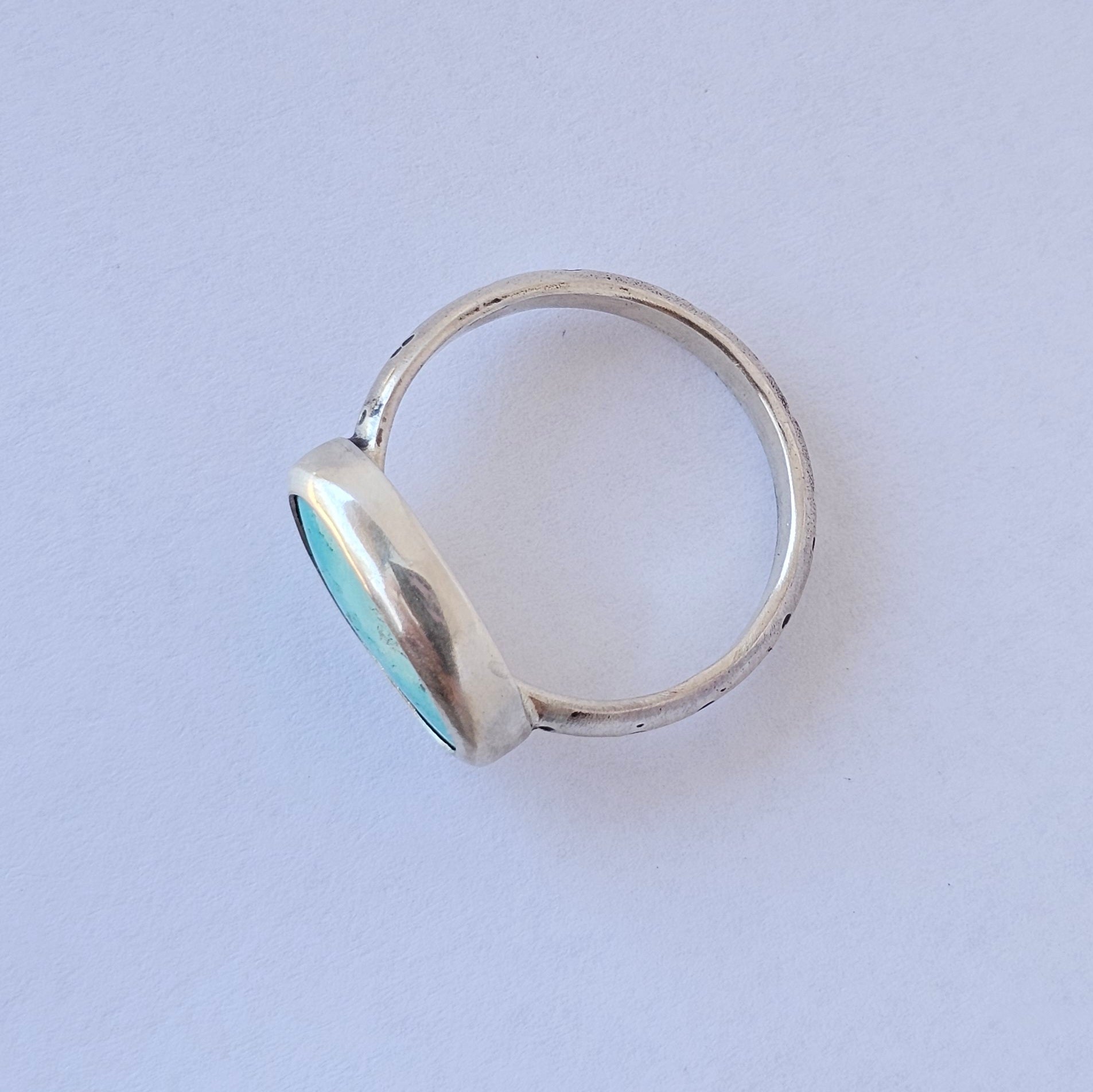 Turquoise Sterling Silver Ring – Textured Band – Size 7.5