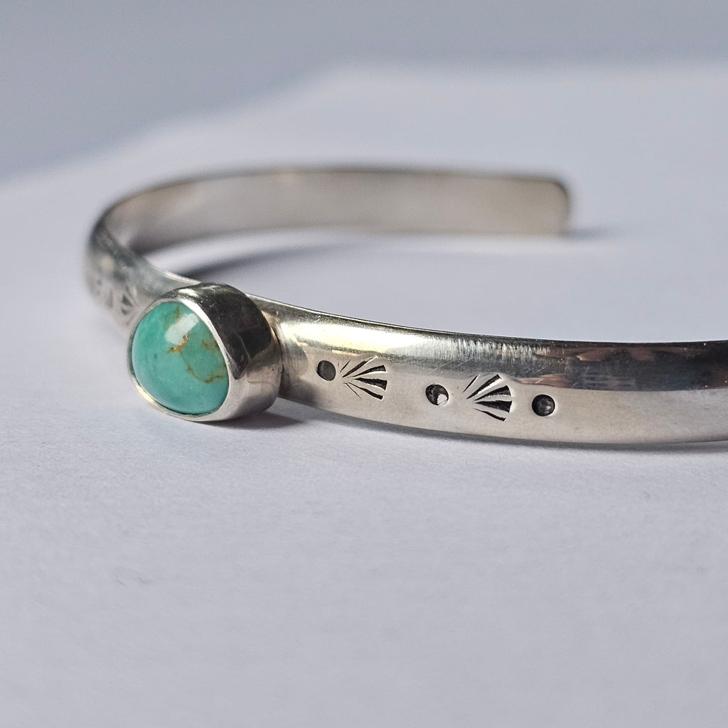~6" Sterling Silver Cuff with Kingman Turquoise – Stamped Band, Freeform Cabochon